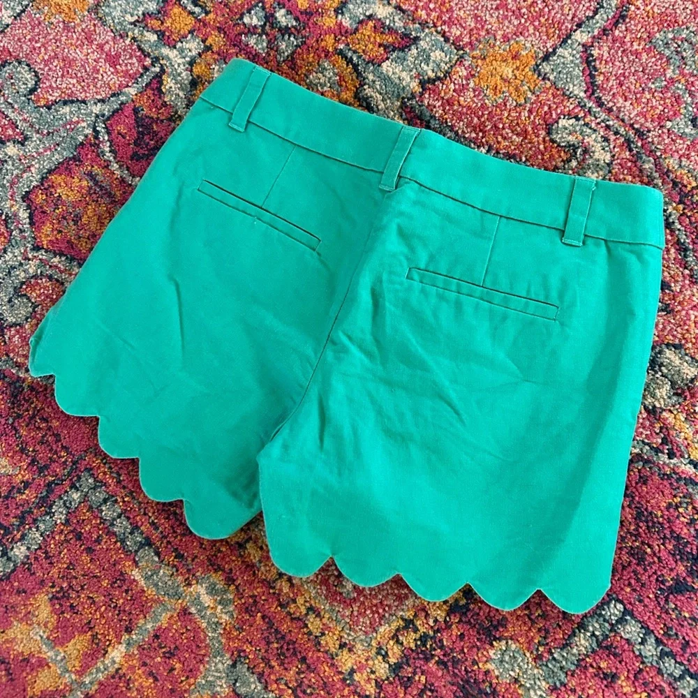 J. Crew | Women’s Green Linen Blend Scalloped Hem Shorts Size 0